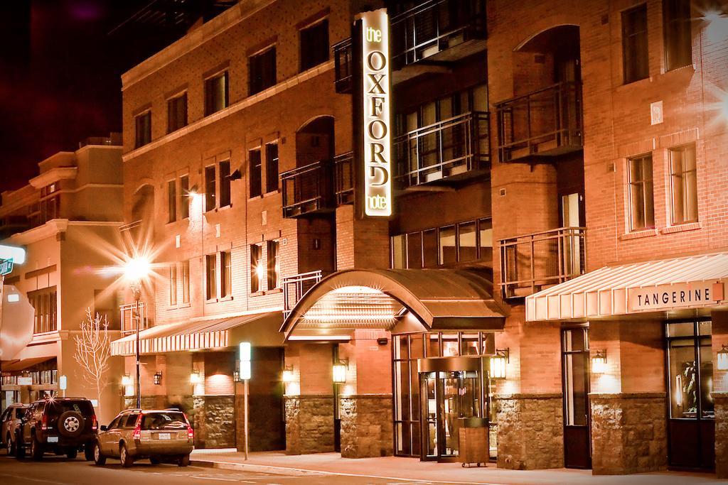 Oxford Hotel Bend Bagian luar foto