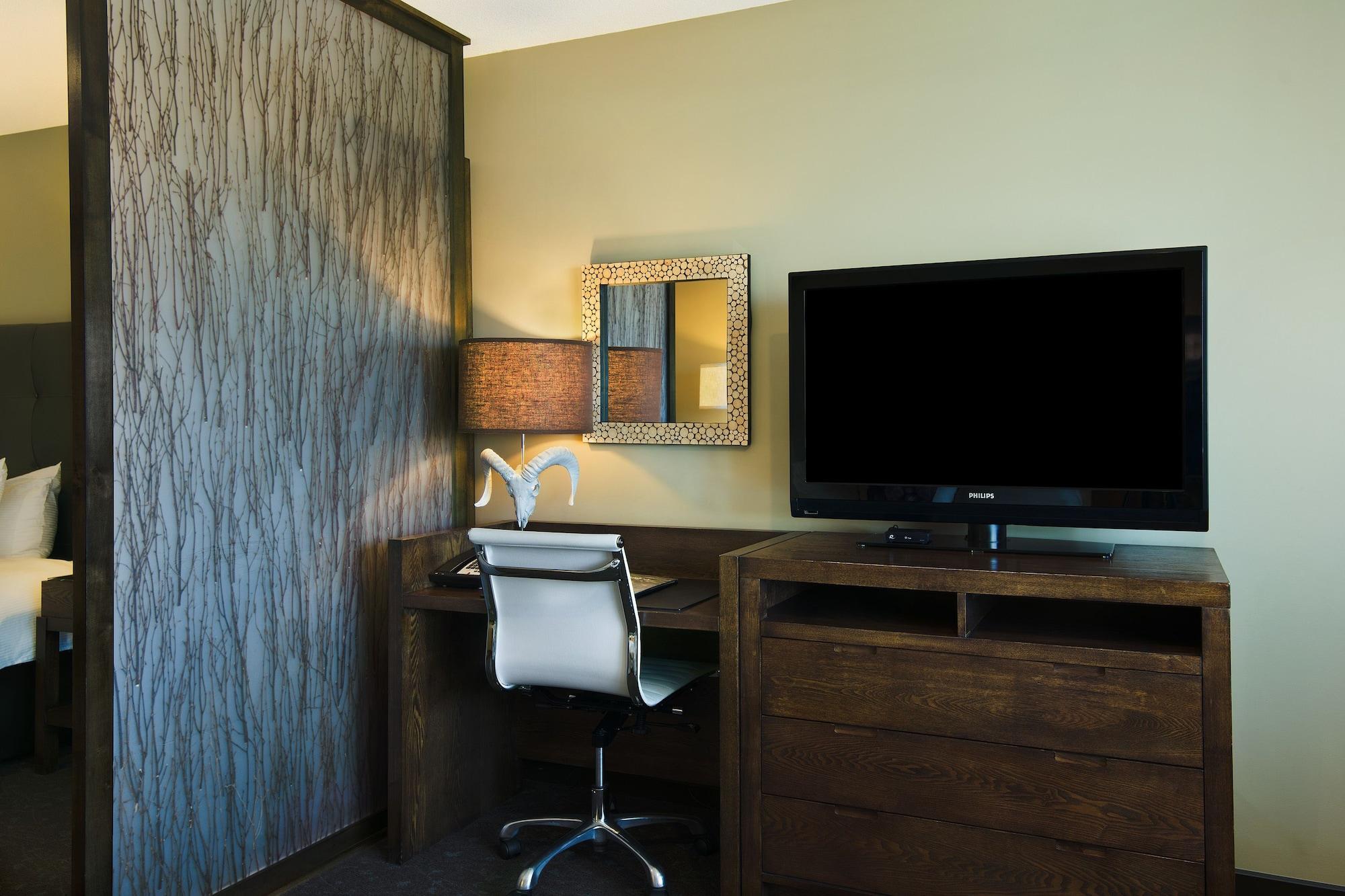 Oxford Hotel Bend Bagian luar foto