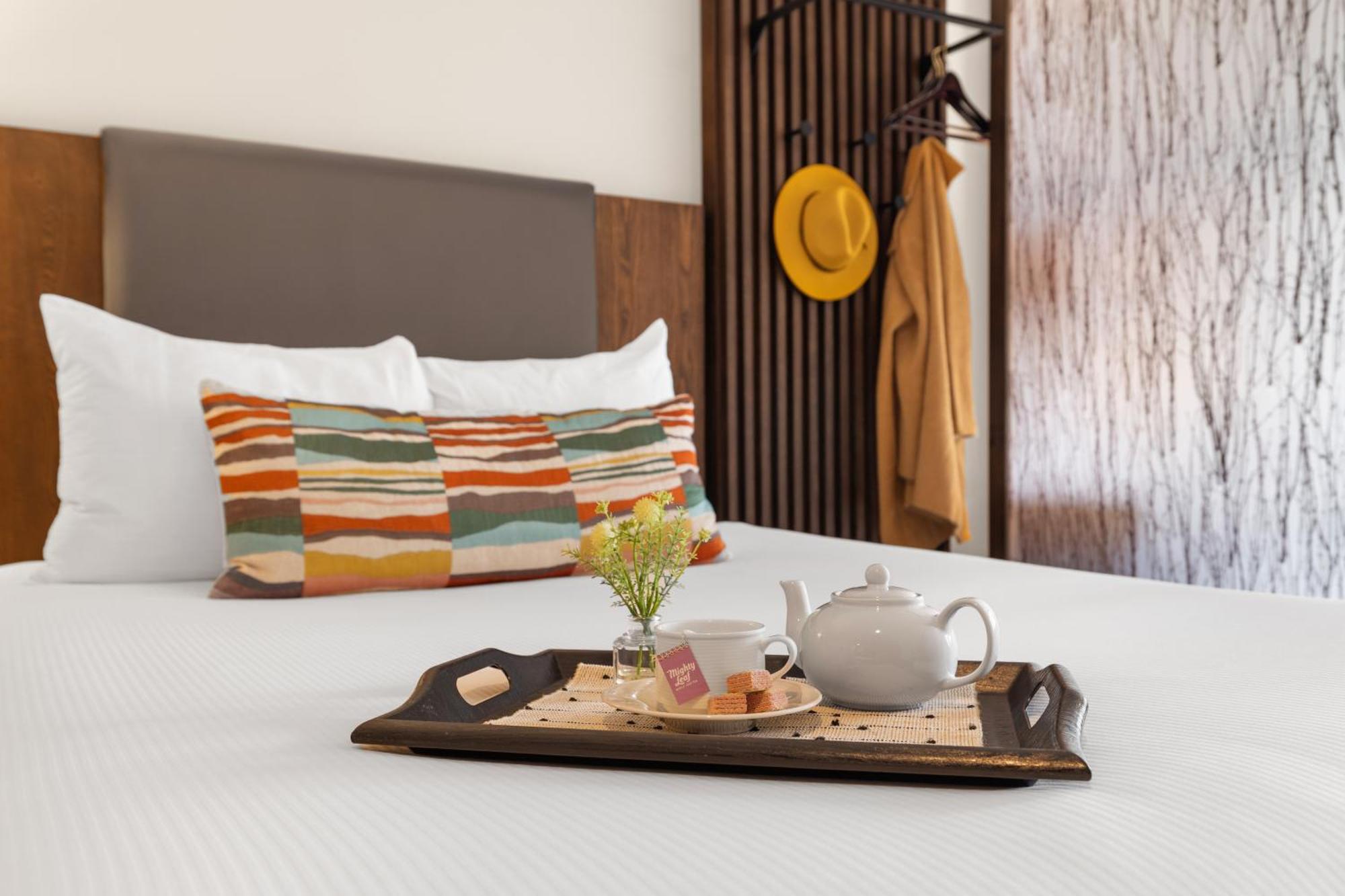 Oxford Hotel Bend Bagian luar foto
