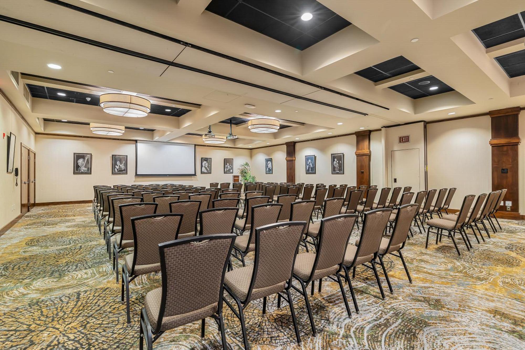 Oxford Hotel Bend Bagian luar foto