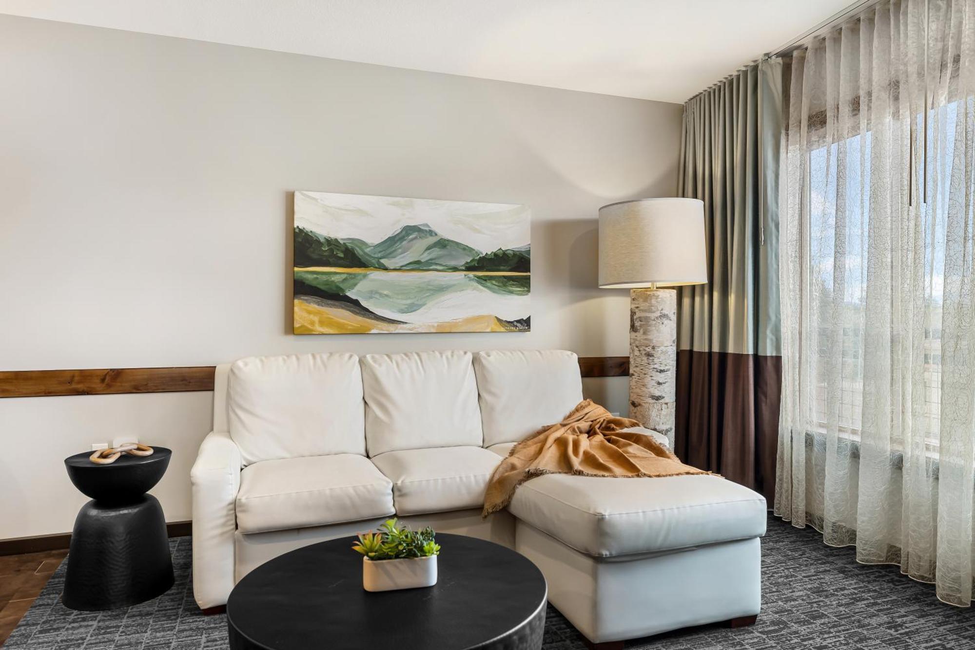 Oxford Hotel Bend Bagian luar foto