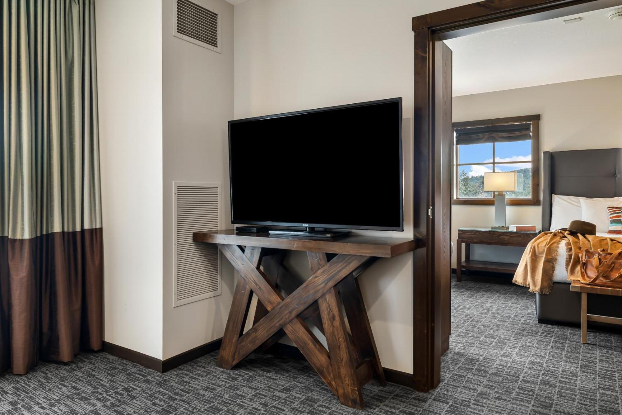 Oxford Hotel Bend Bagian luar foto